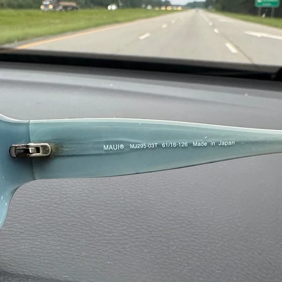 Maui Jim Brown Sunglasses - Picture 3 of 3